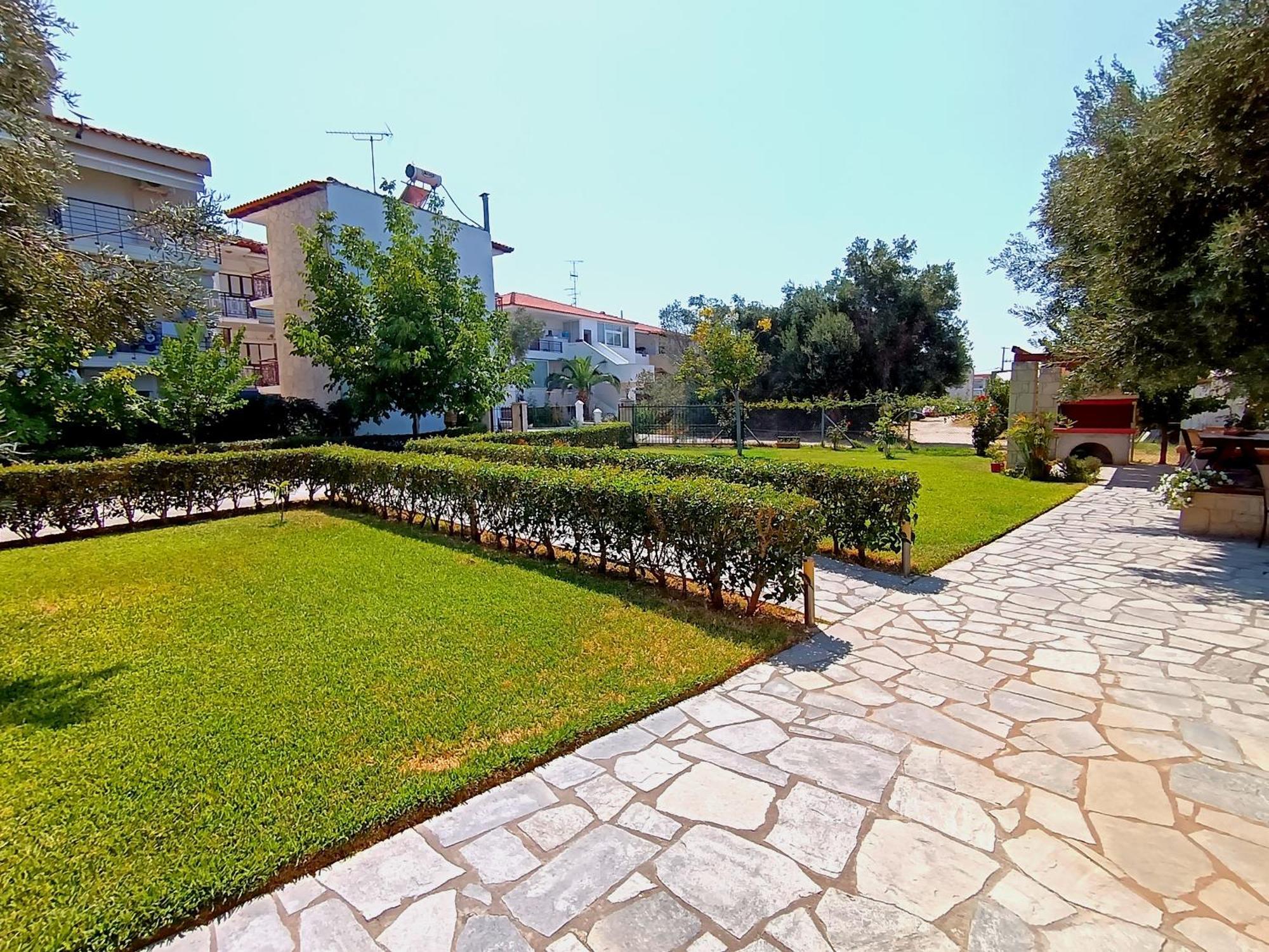 Giorgos Apartments Skala Fourkas Exterior photo